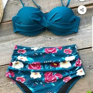 Cupshe Floral Swinsuit